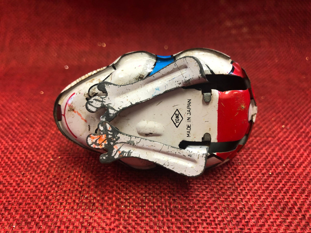 Yoneya Tin Litho Wind Up Bunny