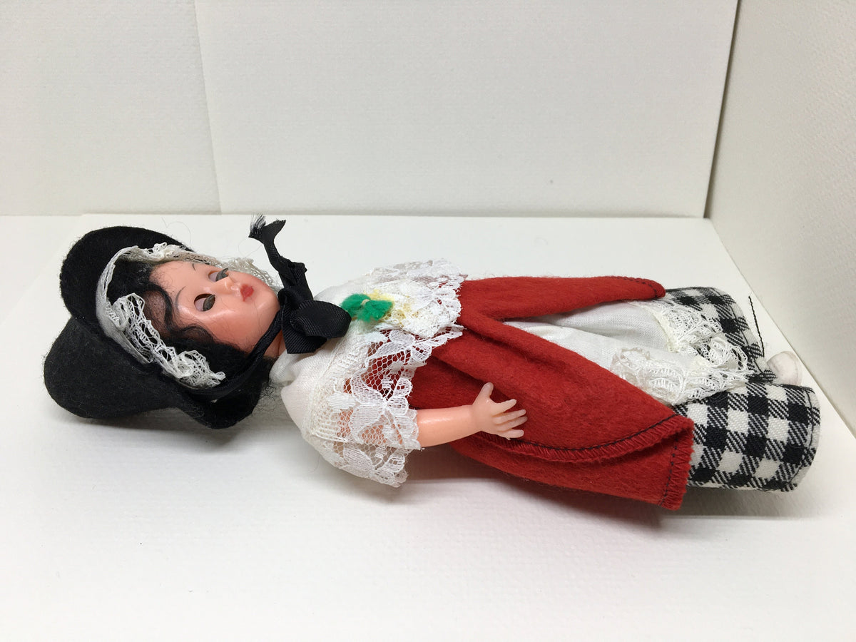 Vintage 1970s Netherlands Doll