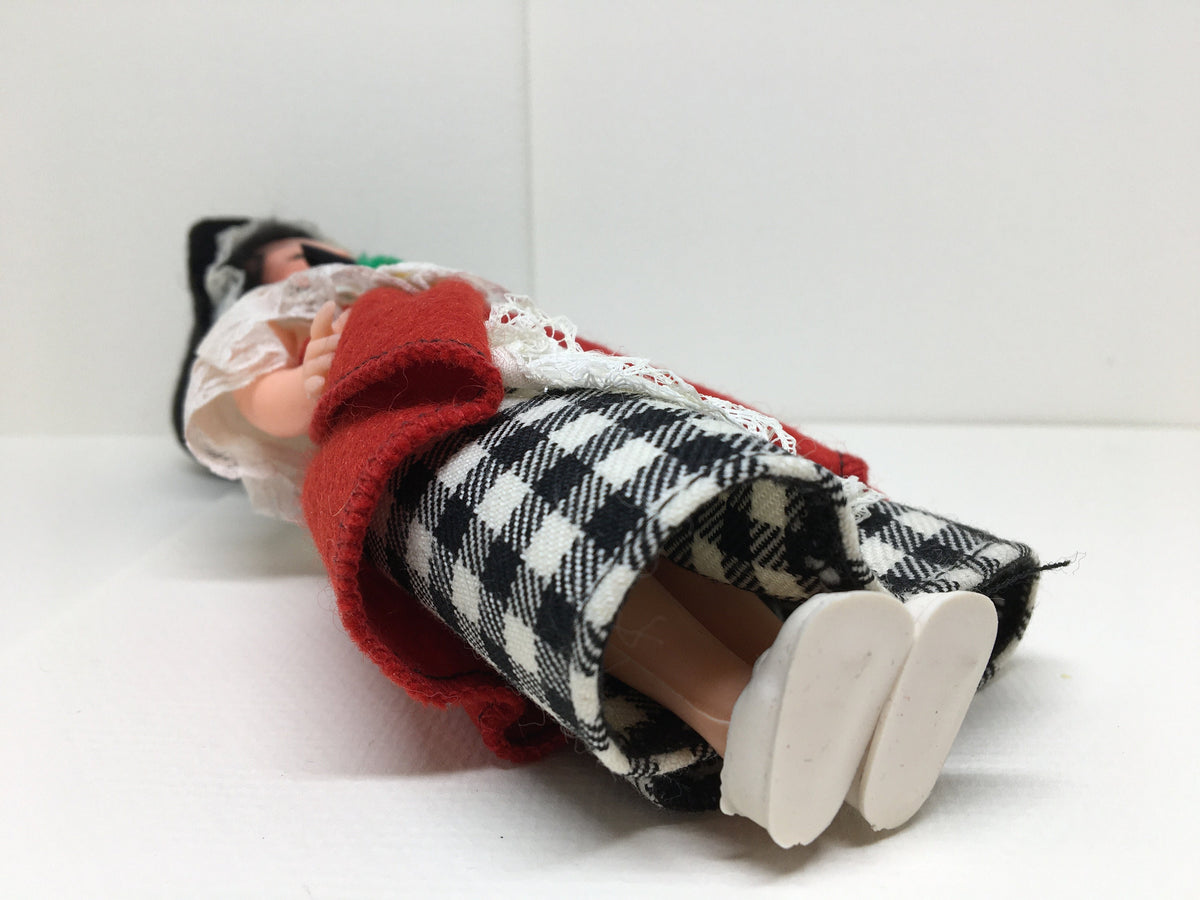 Vintage 1970s Netherlands Doll