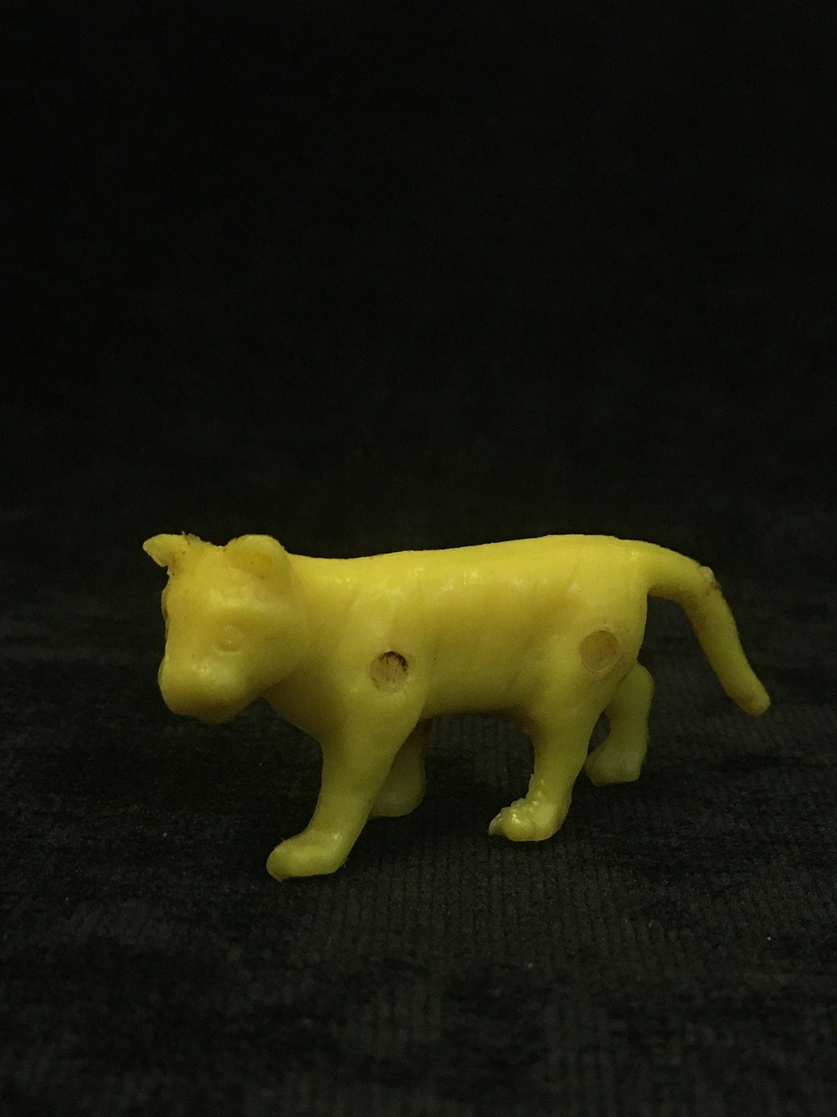 Bergen Toy & Novelty Barn Cat Yellow, Vintage