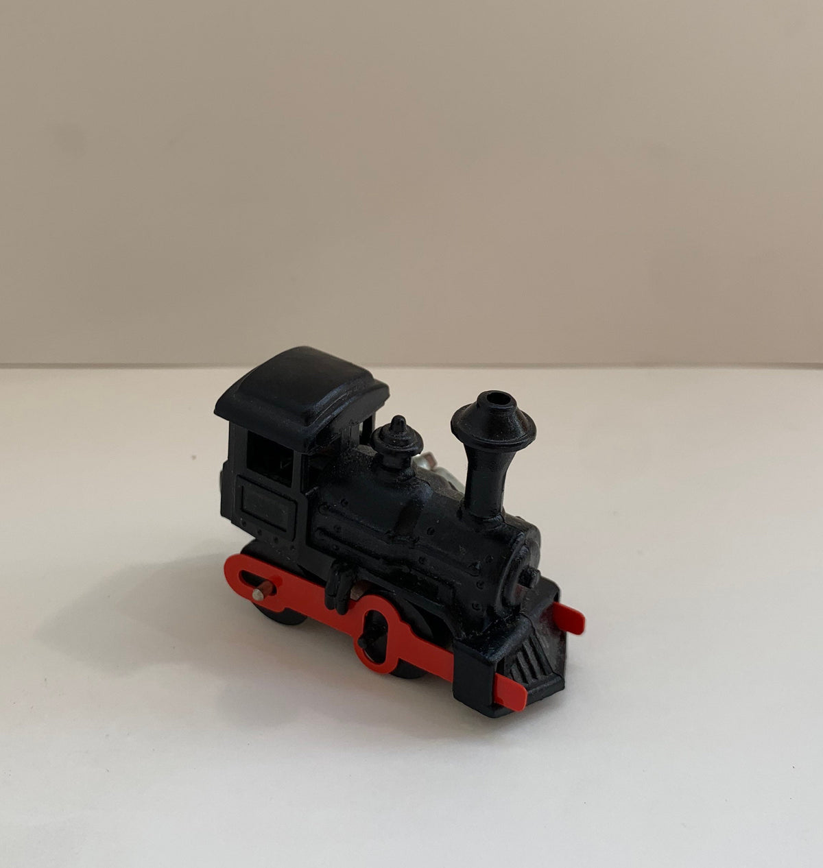 Vintage Wind Up Western Steam Engine Train Miniature