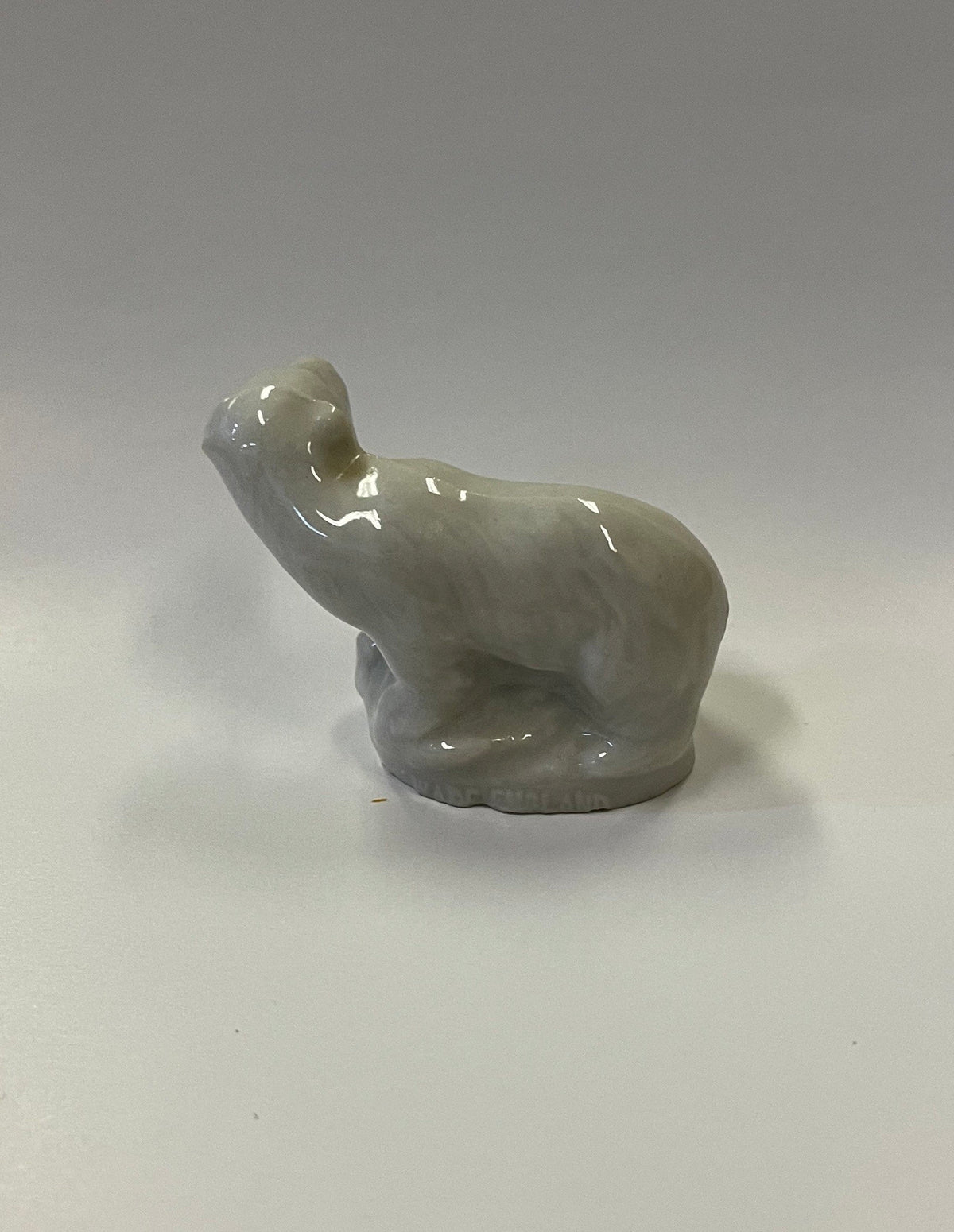 Wade Polar Bear, Red Rose Tea Collectible, Animal Series II