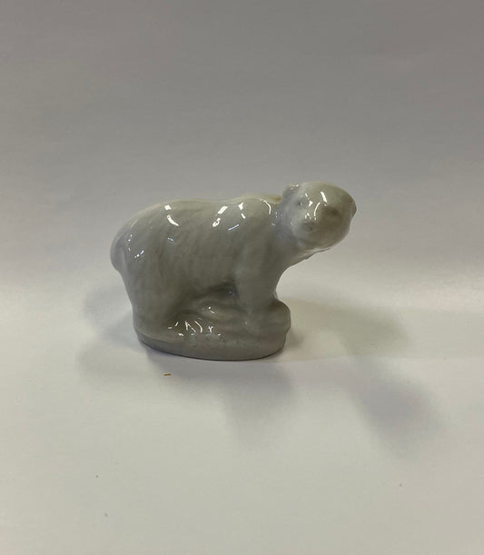 Wade Polar Bear, Red Rose Tea Collectible, Animal Series II