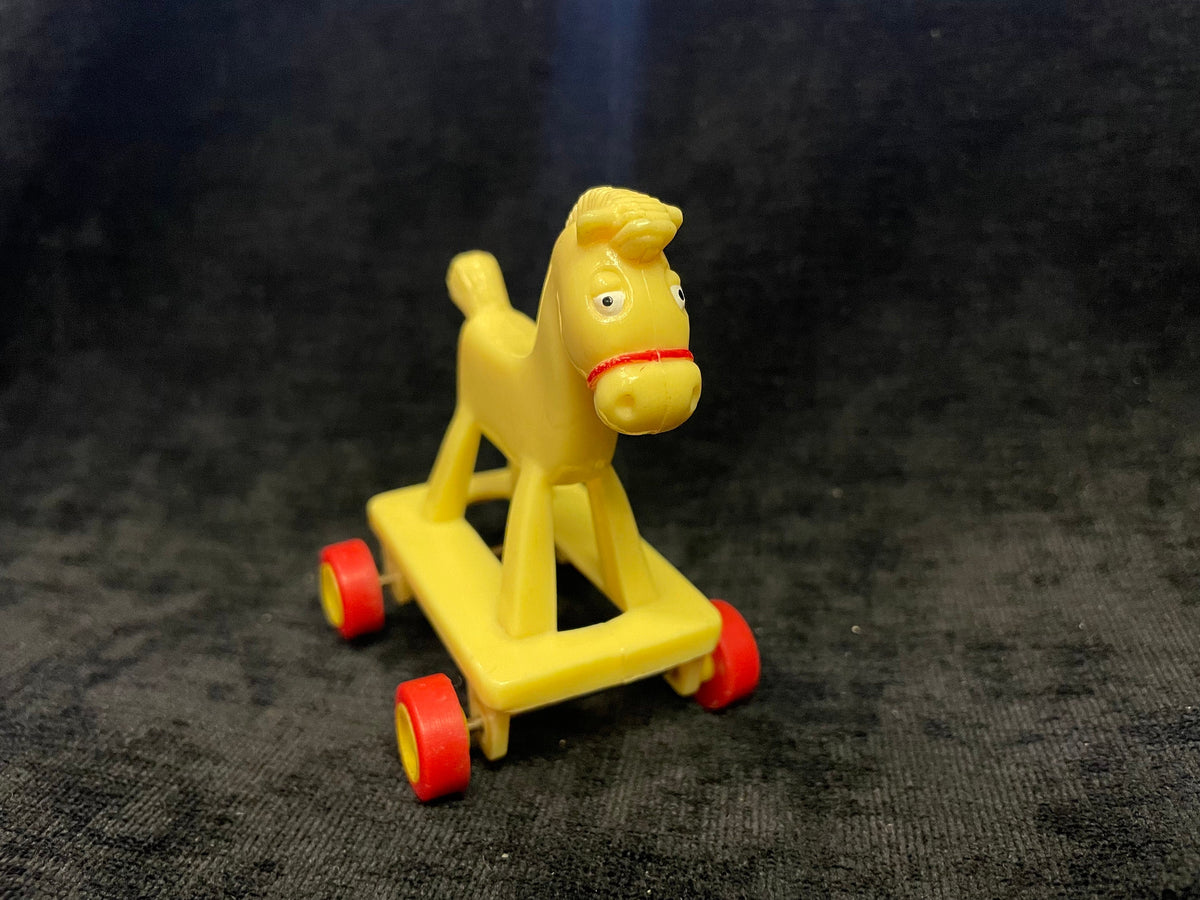 Muppet Babies - Yellow Horse On Wheels - McDonalds Happy Meal Toy