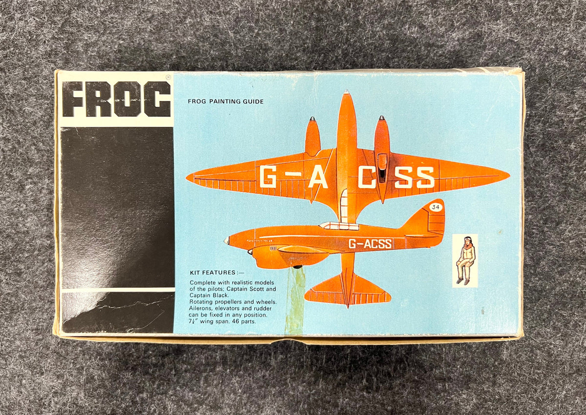 FROC Scale 1.72 Model Kit - DH88 Comet Racer - The Trail Blazers - Kit F168 with figures of Captain Scott and Capt Black - Realistic Models