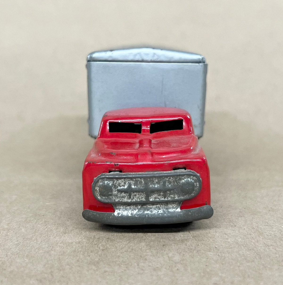 Shioji Tractor Trailer  -  S.I.E Lettering on Trailer - 6 original rubber tires -Made in Japan - Friction Motor sound works - Very Nice