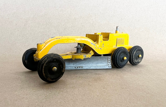 Yellow  Snow and Pavement Scraper-Road Grader- Tootsie Toy- 1950's-  Original Paint And Tires - Chicago 24 - Rare find!