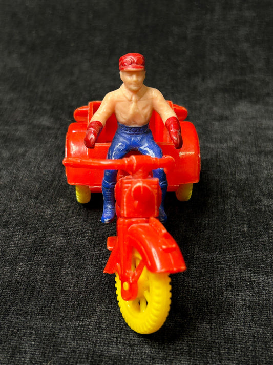 Thomas Toys -RARE 1950s Harley Davidson Delivery Trike and Delivery Man Driving- Delivery Man is Removable - Missing Plastic lid for Carrier